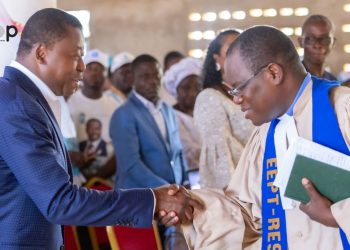 Déroulement pacifique du double scrutin législatif et régional : Le chef de l’État Faure Gnassingbé assiste au culte protestant à Kougnohou