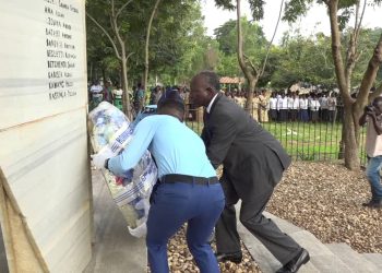Kozah/commémoration de la journée des martyrs :  le préfet Bakali a déposé une gerbe de fleurs à Pya Hodo