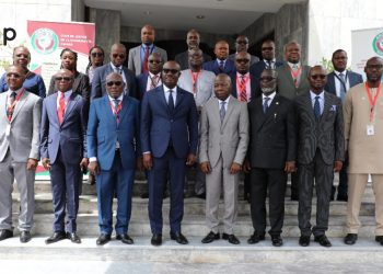 Utilisation du système de gestion électronique des dossiers de la cour de justice:  des avocats et agents judiciaires des Etats francophones de la CEDEAO en formation