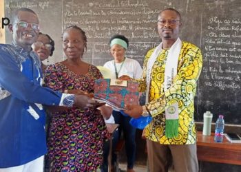 Agoé-nyivé: l’ASEVA fait don de vivres et non-vivres aux veuves de sa cellule de Sanguera