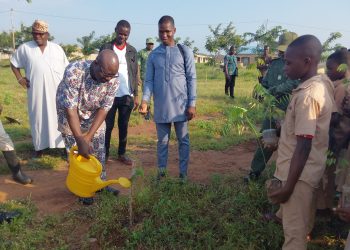Ogou/ journée scolaire verte :  1500 plants mis en terre au lycée de Sada  à Atakpamé