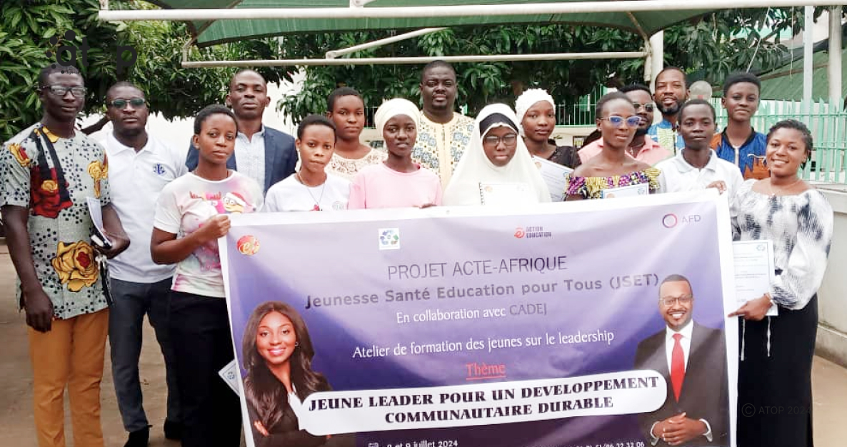 17 Photo de famille a lissue de la formation