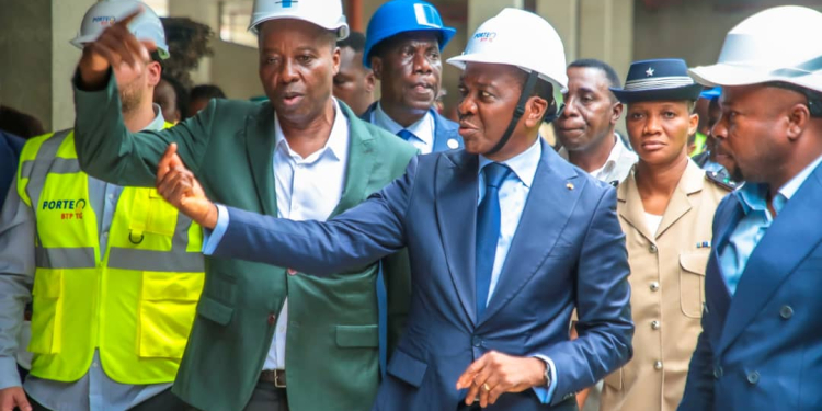 Visite du chantier du grand marche de Lomé : le président de l’Assemblée nationale constate l’état d’avancement des travaux 1 Adedze marche 750x375 1
