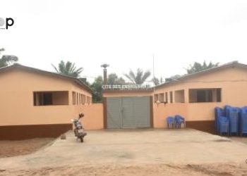 Lacs : le roi des Xwla construit des logements pour les enseignants d’Agbanakin