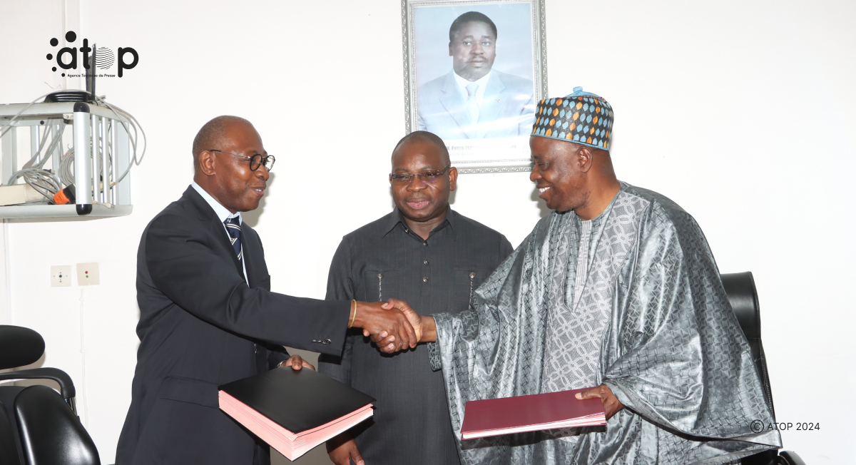 Enseignement technique, formation professionnelle et Apprentissage : Le ministre Eke Hodin passe le témoin à Isaac Tchiakpé 1 Oliver 2024 08 21T151441.202