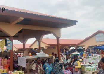 Tchaoudjo / Développement local : L’ANADEB et le PAPV modernisent le marché de Kassena
