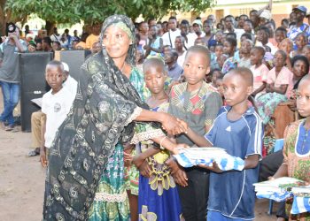 Doufelgou/ éducation :  des élèves et écoles de Baga bénéficient de kits scolaires   