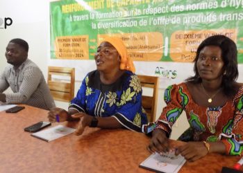 Kozah/respect des normes d’hygiène alimentaire : des transformatrices de la filière soja renforcent leurs connaissances à Kara