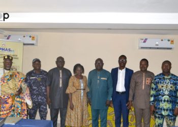 Ogou: les membres du comité de gestion des plaintes du projet PHASAO pour le compte des Plateaux installés à Atakpamé