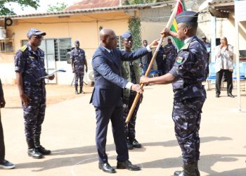 Sécurité/passation de commandement : le commissaire divisionnaire de police Babarime Akatao, nouveau directeur général de la police nationale