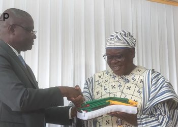 Zio : le gouverneur de la région Maritime installé dans ses fonctions