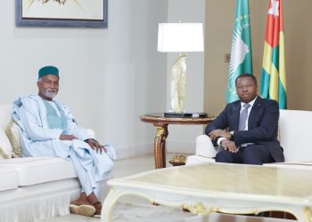 La situation politique et sécuritaire de la CEDEAO au centre des discussions entre le chef de l’Etat et le ministre des Affaires étrangères du Nigeria