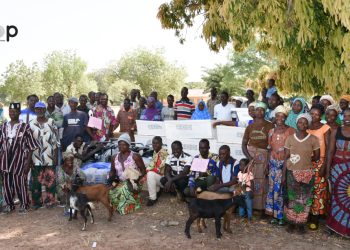 Kozah :  les scoops d’Adomde et d’Abouda bénéficient des kits et attestations d’immatriculation