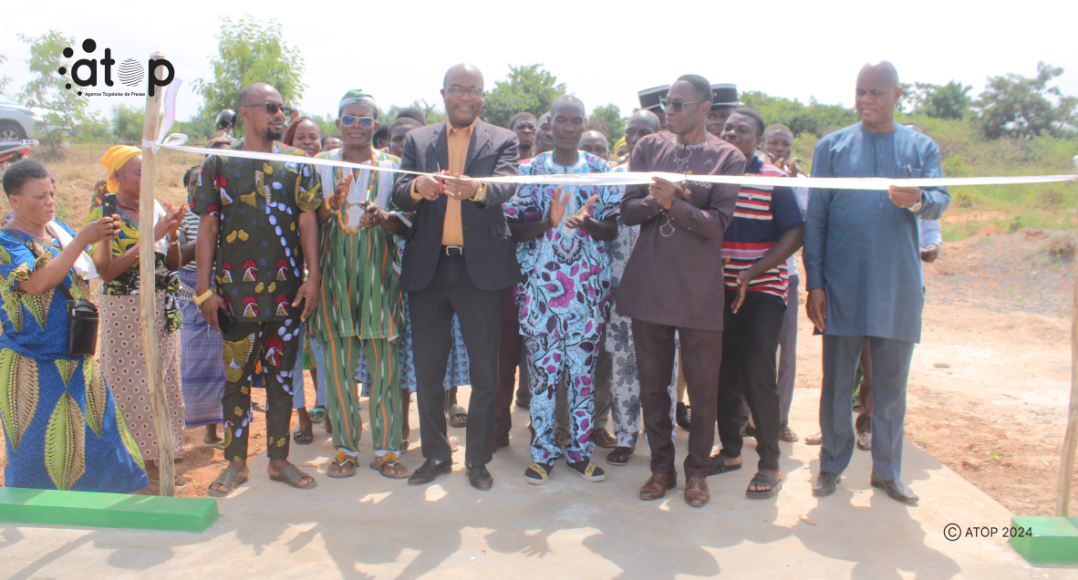 Vo / riziculture : une aire de séchage offert à la coopérative Gamessou à Akodessewa 1 Oliver 2024 12 05T123919.445