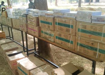 Kpendjal :  des fournitures scolaires aux élèves déplacés internes à Mandouri