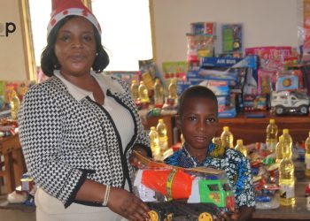 Des kits pour les fêtes aux enfants démunis de Zio