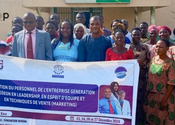 Le personnel de l’entreprise génération Gedeon en formation sur le leadership et les techniques de vente