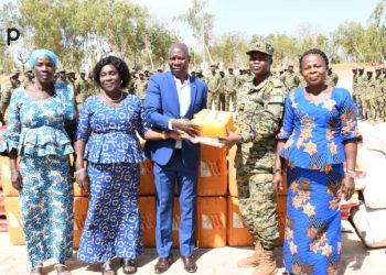 Savanes/ don de vivres:  Un engagement patriotique de la FAMaL pour soutenir les FDS de l’opération Koundjoaré