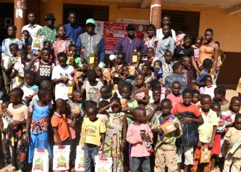Doufelgou/3ème édition « spéciale Noël aux enfants » : des repas chauds et des non-vivres aux enfants démunis de Niamtougou