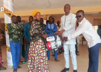 Cinkassé/ entreprenariat local :  des motopompes offertes à 30 jeunes de la région des savanes
