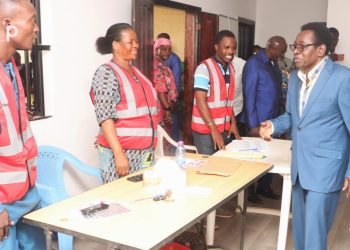 Elections sénatoriales 2025: le président de la CENI a visité les centres de vote de Lomé