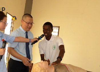 Kozah/santé : la pratique de l’«acuponcture» enseignée aux étudiants de la FSS-UK