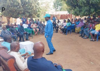 Tchamba/protection de l’environnement : le ministre Foli-Bazi invite les populations de Bago et Goubi à préserver leurs forêts communautaires