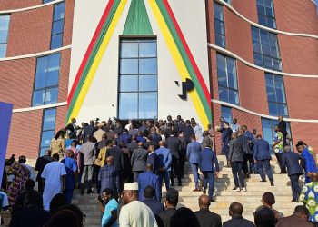 Festivités du 27 avril :   le centre d’appel téléperformance kekeli de Lomé inauguré