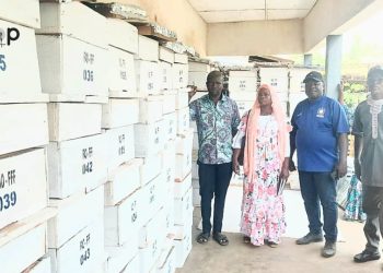 Tchaoudjo/production de miel par les femmes :  réception de ruches Dadant par la coopérative « essodoguèdowè »