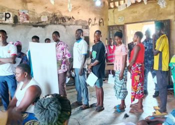 Tchaoudjo/révision des listes électorales :  Les centres de recensement et de vote de Tchamba, Blitta et Sotouboua ont ouvert leurs portes