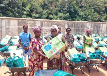Yoto : des femmes des coopératives et des groupements bénéficient de kits d’outils de maraichage