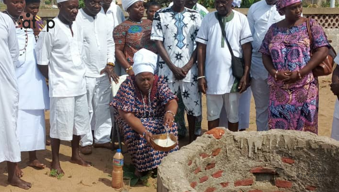 Lacs/tradition : une cérémonie de libation à Nyimagna et Agbodrafo 1 Oliver338