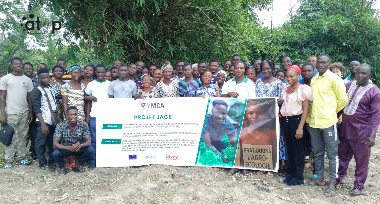Agou : YMCA-Togo lance officiellement le projet « Jeunes agents de changement environnementaux » 1 Oliver433