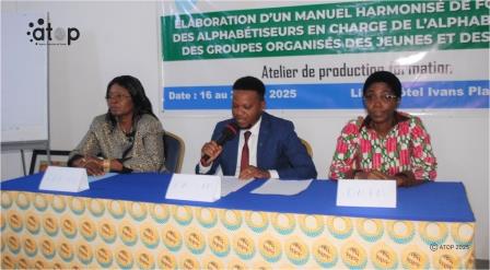 Kloto : un manuel harmonisé de formation des alphabétiseurs en cours d’élaboration à Kpalimé 1 PHOTO 7 aux propos du DG de lAENF