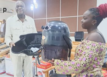 Aného :  des kits d’installation à 30 jeunes artisans pour booster leur insertion professionnelle