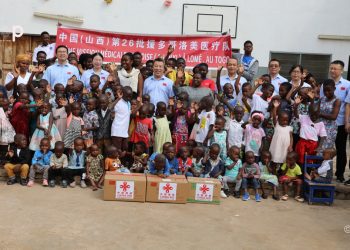 Mission médicale chinoise au Togo : des consultations et soins gratuits aux orphelins de Mother Charity
