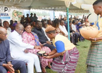 Kloto/Dzawuza 2025 :  La célébration connait son apothéose avec des parades de danses traditionnelles et la dégustation des mets à base des produits locaux