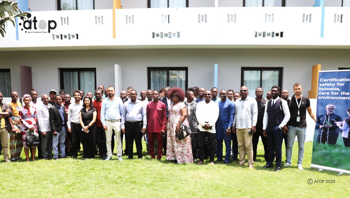 Organisateurs et participants site