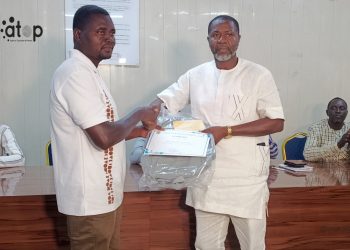 Cinkassé/excellence en milieu scolaire :  la société scanning systems prime les meilleurs élèves du Togo et du Burkina Faso