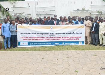 Lacs/fondamentaux du développement économique local : des acteurs communaux en formation