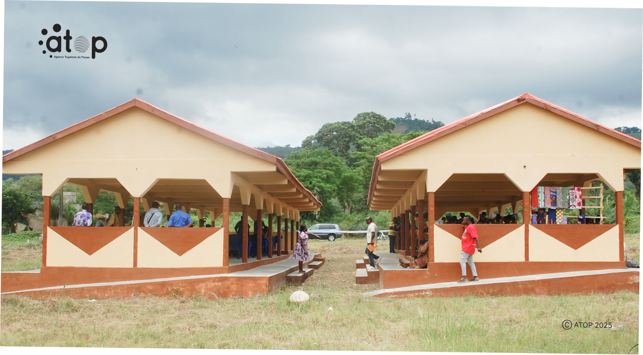 Kloto : Le nouveau marché du canton de Kpimé inauguré 1 Oliver 2025 09 19T104830.323