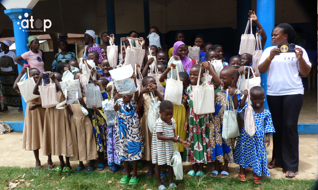 Haho : l’ONG SHE lance une campagne de distribution de kits scolaires 1 Olivr
