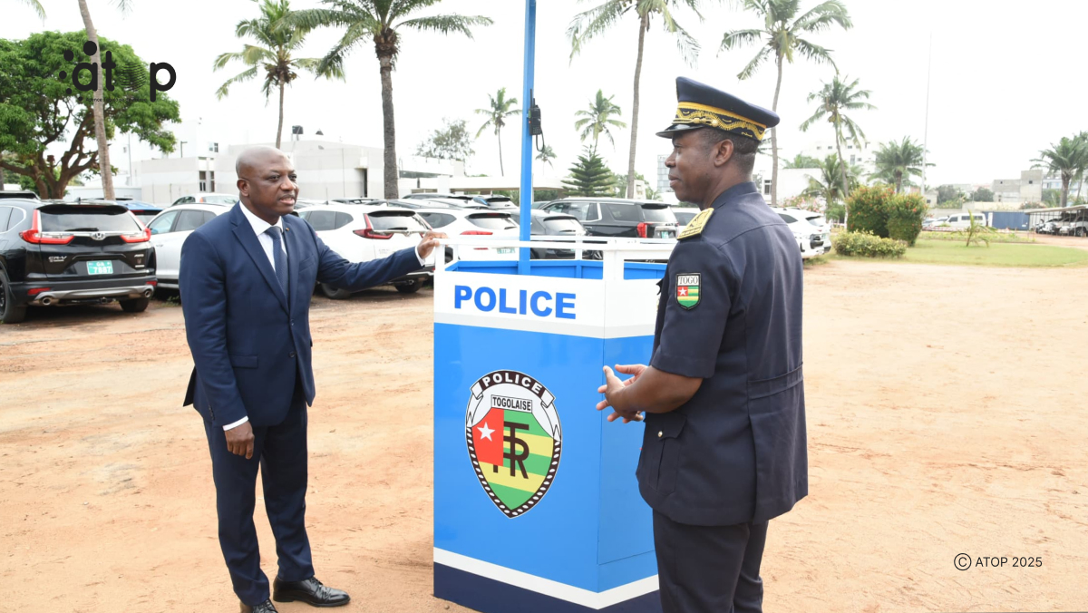 Remise officielle par le ministre de la securite