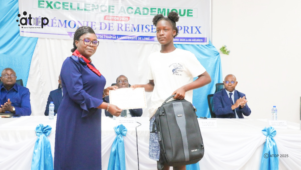 Excellence académique édition 2025 : Les meilleurs élèves de CEPD, BEPC, BAC1 et BAC 2 primés 1 WhatsApp Image 2025 09 10 a 17.17.32 56ad1100