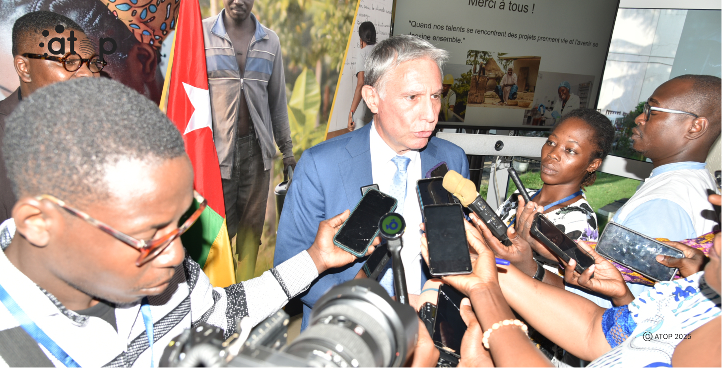 M. Devaux lors de linterview site