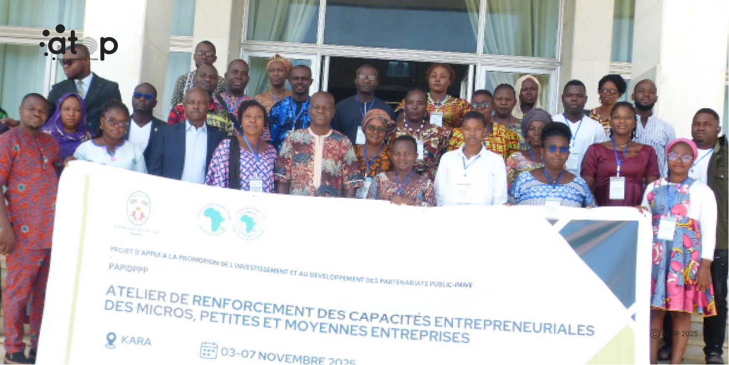 7 Les participans a lissue de la ceremonie douverture