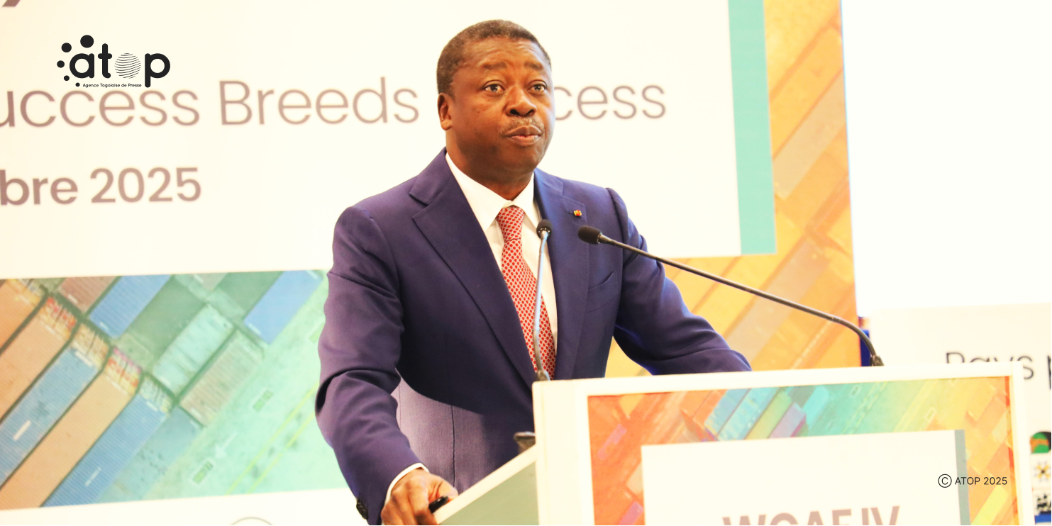 Le president du conseil saddressant