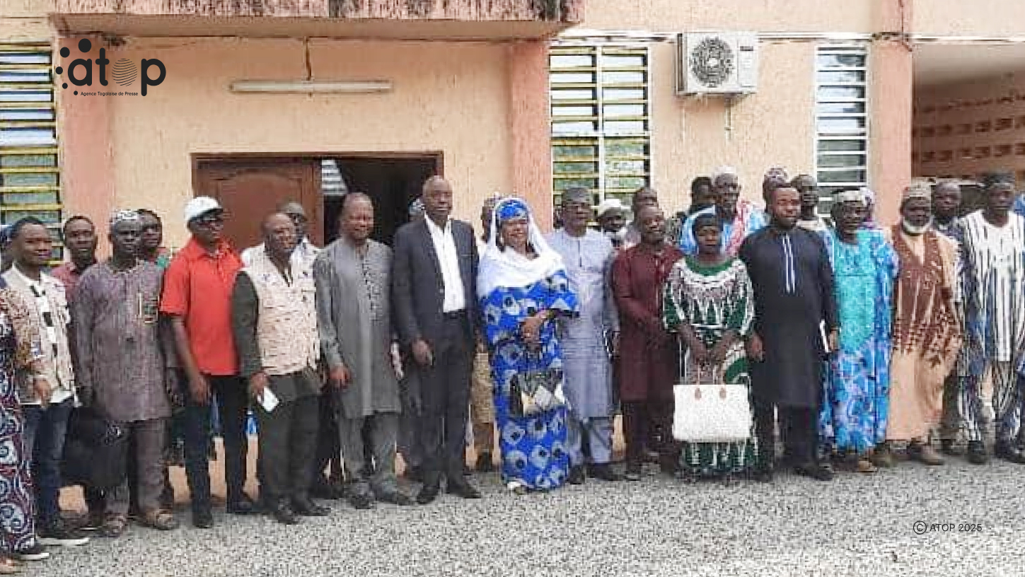 21 Les participants a Tchamba