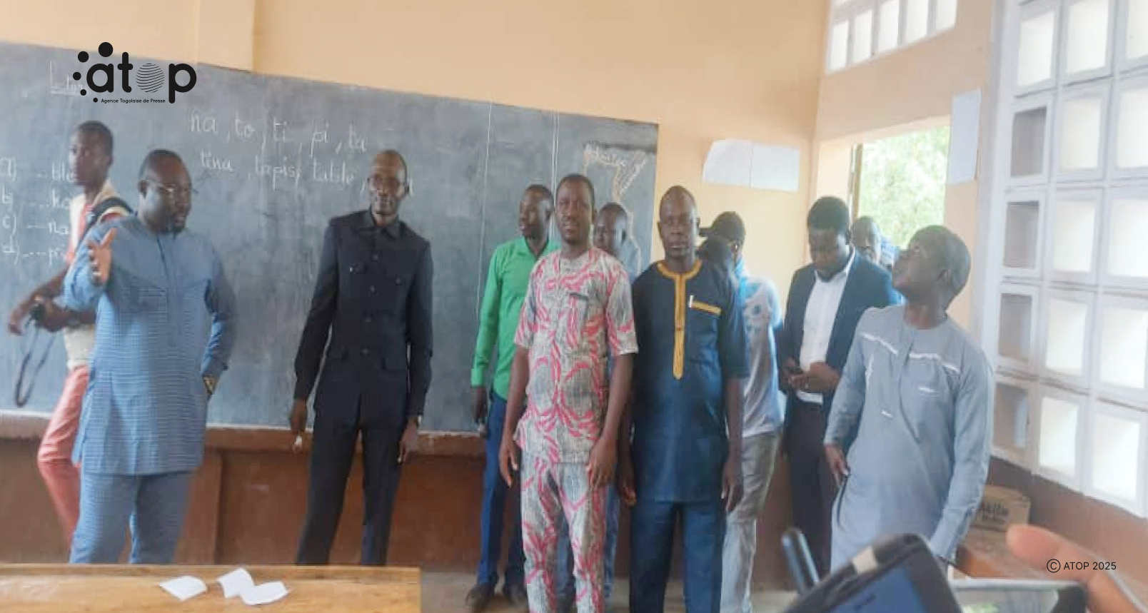 Education : Des bâtiments construits ou réhabilités dans 4 établissements de l’Oti-Sud 1 1 21 Visite dun batiment rehabilitation a EPP Baoule