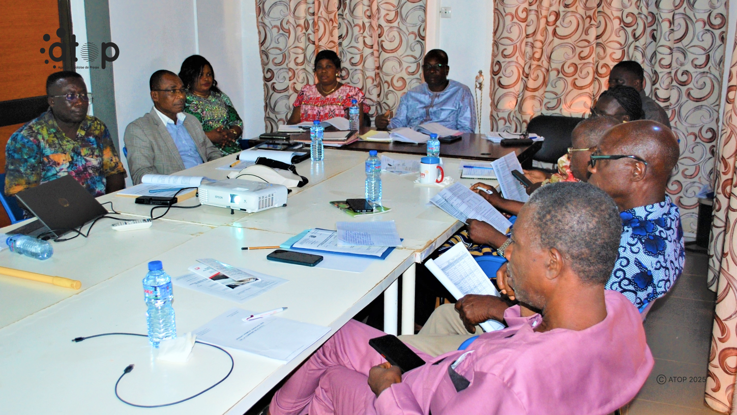 6 Les conseillers communaux lors de leur session